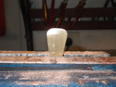 IMGP2337.JPG (501.31 Kio) Consulté 1671 fois traçage et dégrossissement des pales à la lime