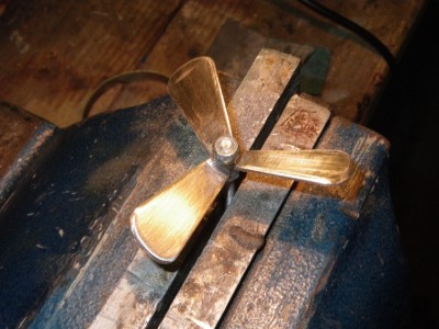 IMGP2346.JPG (534.89 Kio) Consulté 1671 fois hélice brute après soudage