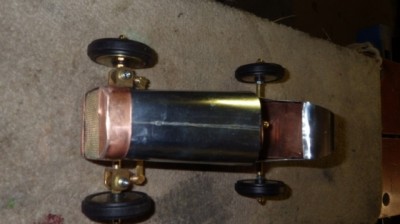 Assemblage " à blanc" du châssis et de la carrosserie