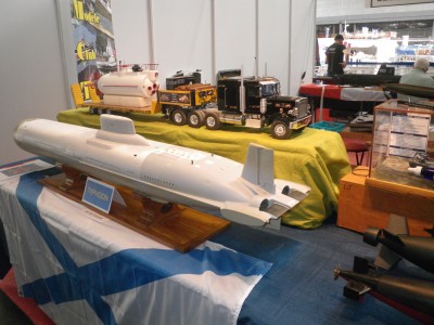 Le Typhoon de Téba et le Galathée de Lolo sur son camion